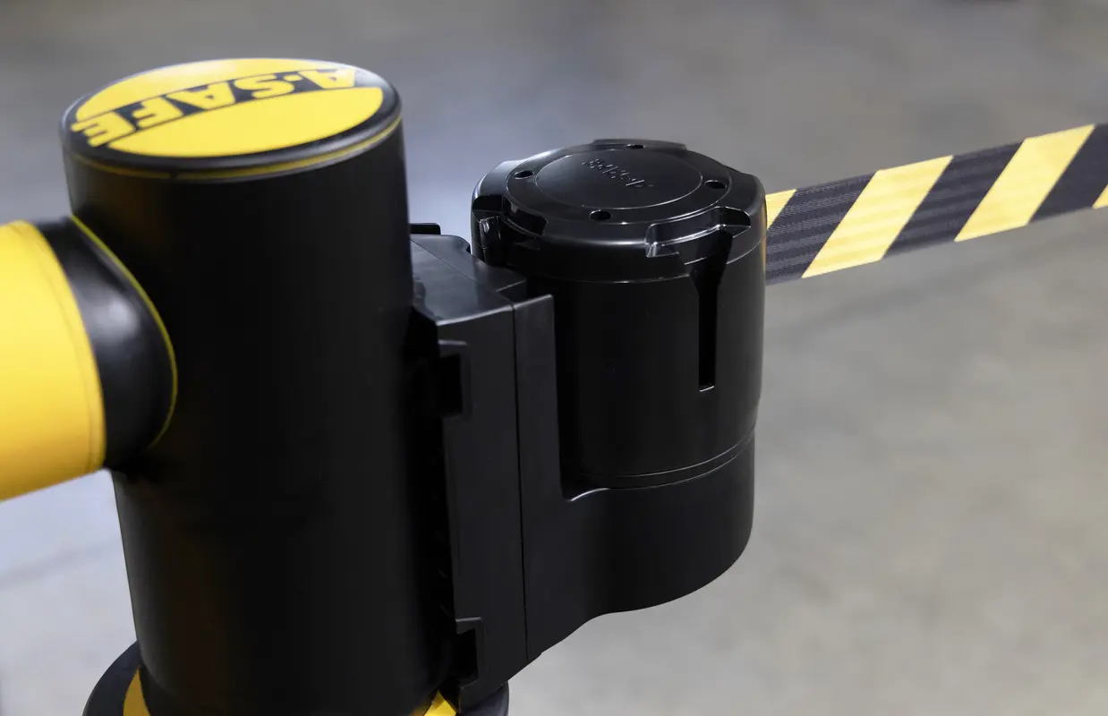 Retractable Barrier - Image 14