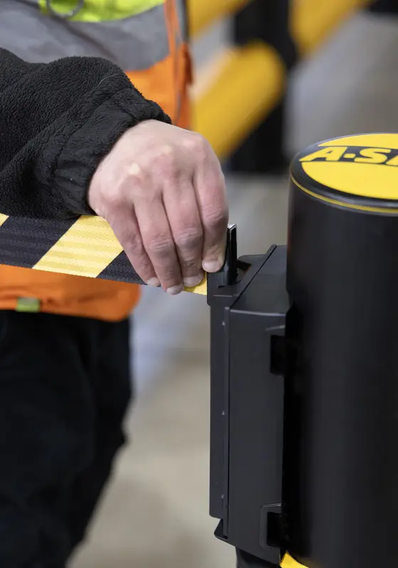 Retractable Barrier - Image 10