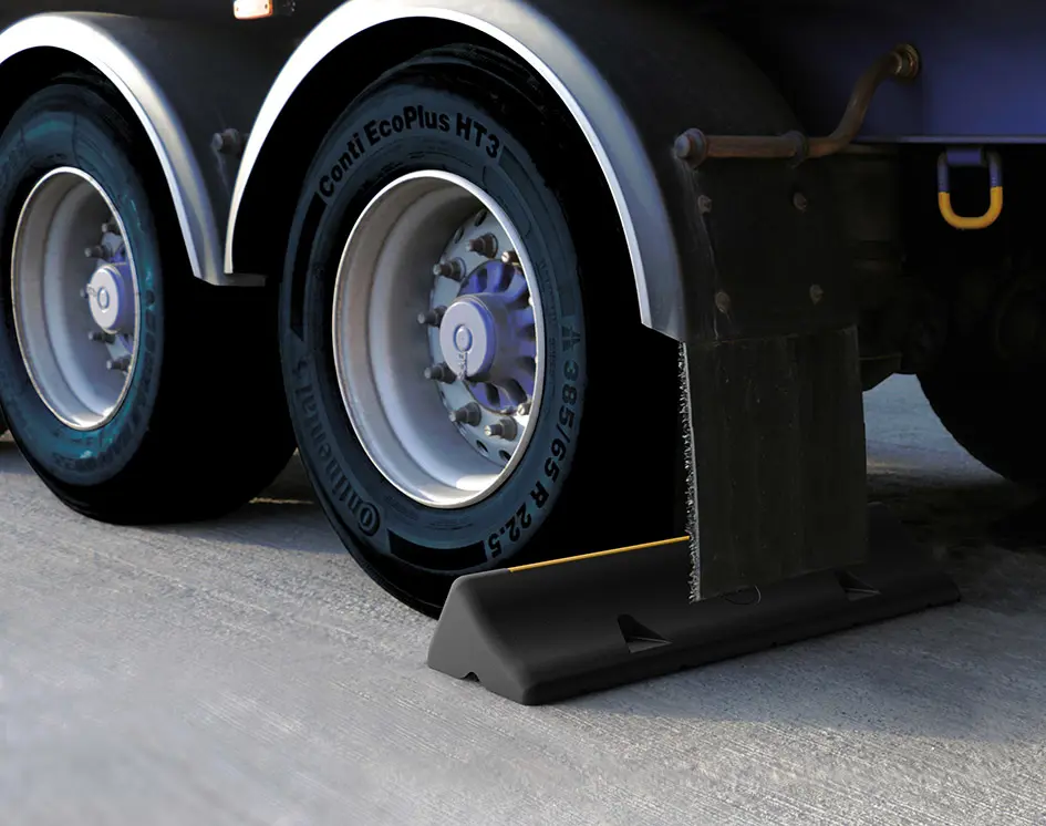 Truck Stop - Image 2
